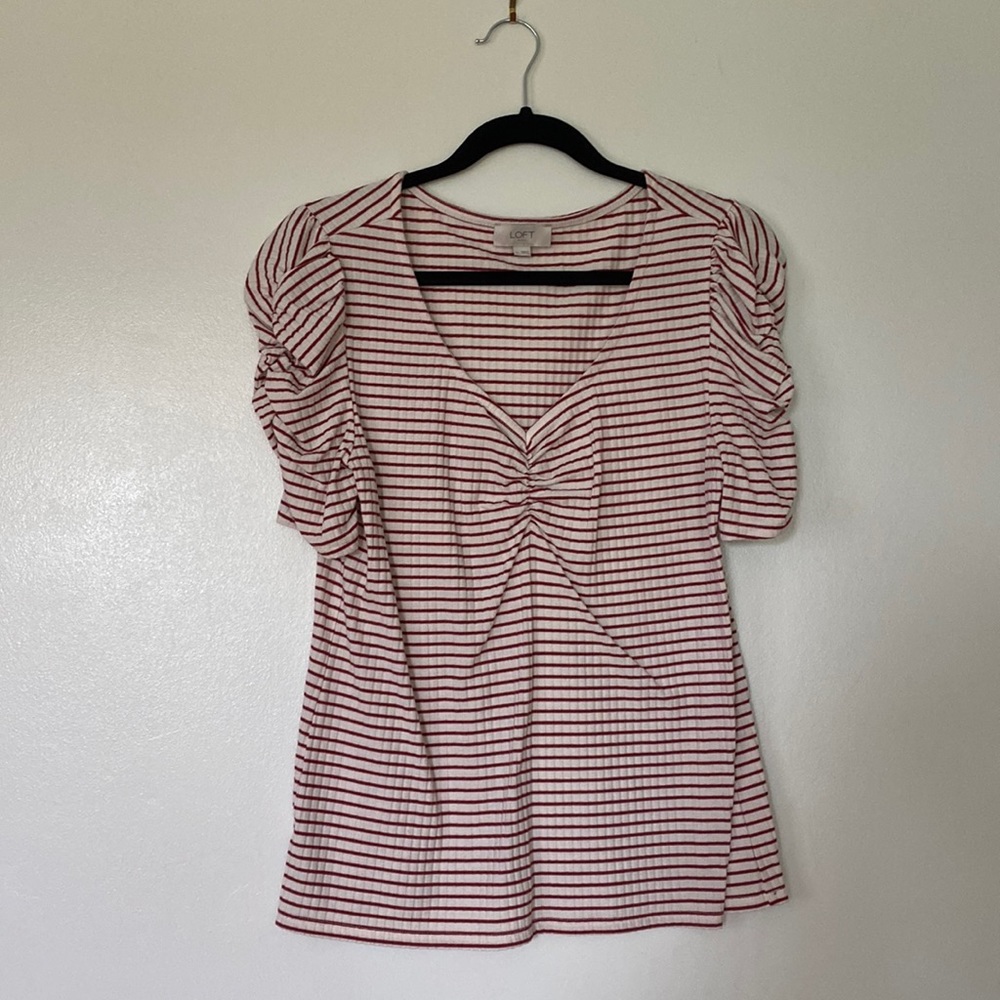 Puff sleeve top